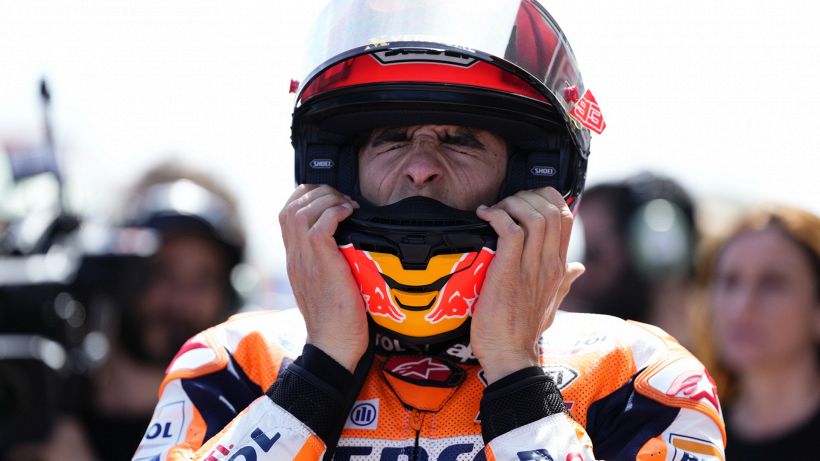 MotoGP, Marc Marquez alza ancora bandiera bianca: niente GP di Jerez