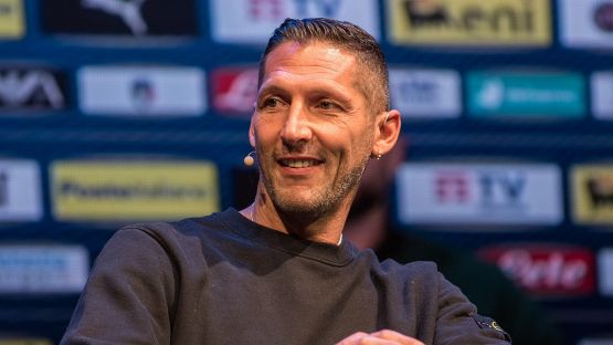 Scudetto, Materazzi snobba la Juventus: “L’anti-Inter è il Napoli”. Poi la stoccata a Ibrahimovic