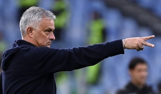 Roma, i dubbi di Mourinho sulla classifica scatenano la bufera sul web