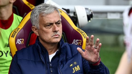 Roma, per Mourinho col Leverkusen sarà l'ultima all’Olimpico? Maxi squalifica in arrivo e intanto il Psg pressa