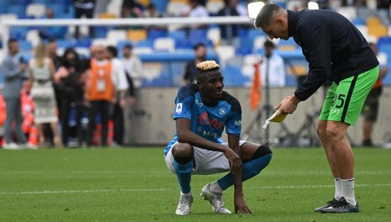 Napoli, festa scudetto rimandata e web in fermento: ecco con chi ce l'hanno i tifosi