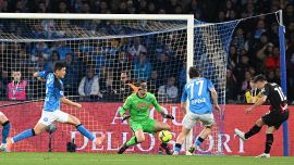 Napoli, col Milan è un incubo: tifosi spaccati e ora c'è preoccupazione