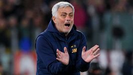Roma: l’ennesimo sfogo di Mourinho scatena la bufera sul web 