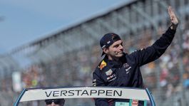 F1, GP dell'Australia pagelle: Verstappen cannibale, Leclerc disastroso. Ottimo Hamilton