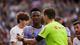 Razzismo, la Spagna indica la via: sulla sospensione della gara non deciderà più l’arbitro