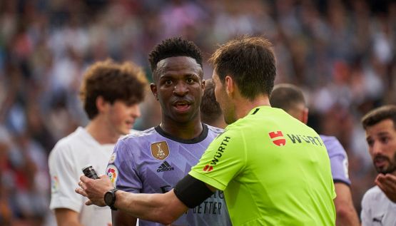 Razzismo, la Spagna indica la via: sulla sospensione della gara non deciderà più l’arbitro