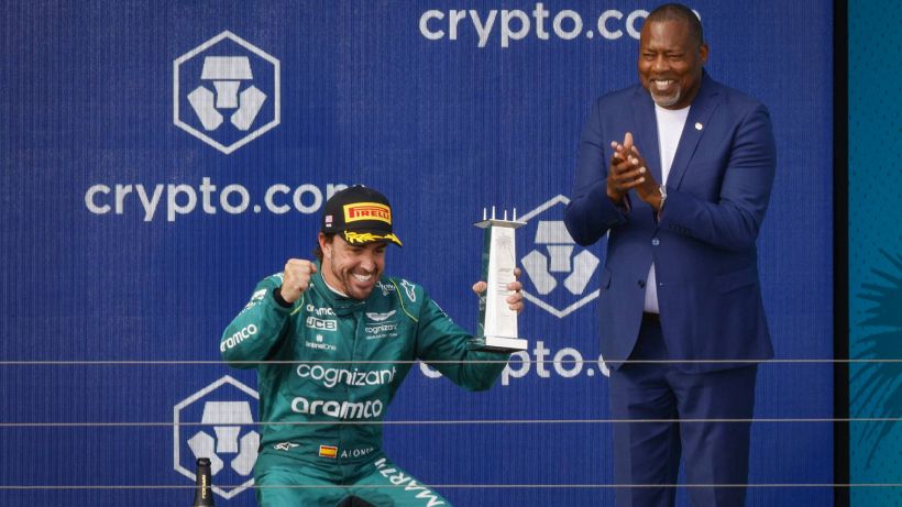 F1, Alonso accumula podi, ma ora sogna ben altro
