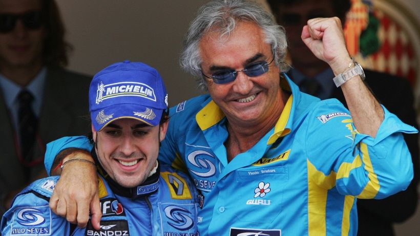 F1, la crisi Ferrari: il sarcasmo di Flavio Briatore sullo situazione. "Da 15 anni dice il prossimo anno"