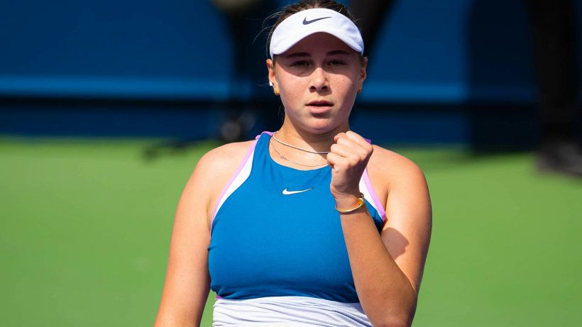 L'annuncio shock di Anisimova: a 21 anni si prende una pausa del tennis