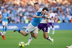 Moviola Napoli-Fiorentina: focus sui due rigori calciati da Osimhen, il gesto di Zielinski