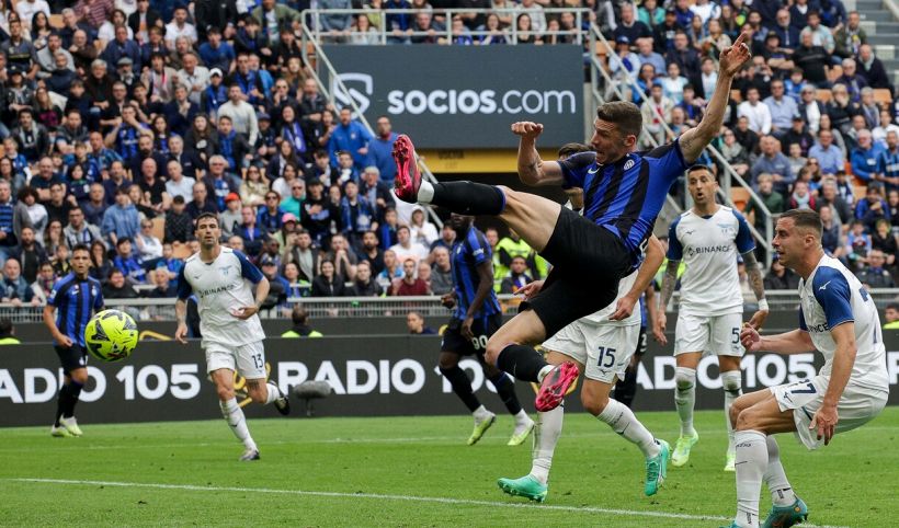 Inter-Lazio moviola: Focus sul gol di Gosens contestato da Sarri