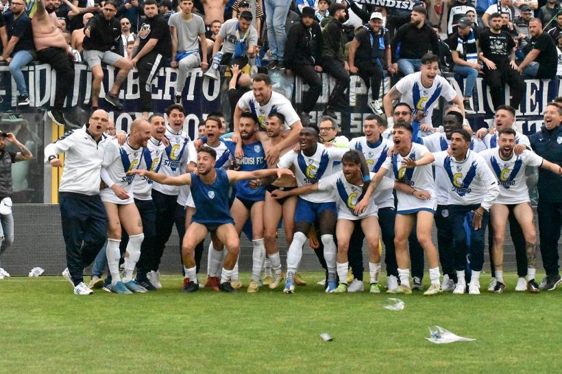 Brindisi-Catania festa-premiazione. Daniele Arigliano, presidente tifoso: “Brindisi può tornare grande” - Esclusiva