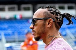 SONDAGGIO - Hamilton alla Ferrari sarebbe la mossa giusta?