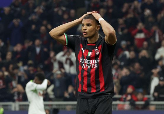 Milan, Kalulu torna fra quattro mesi: Kelly o Koulierakis per gennaio