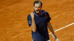 Internazionali d'Italia: Medvedev in finale, deriso il rivale Tsitsipas