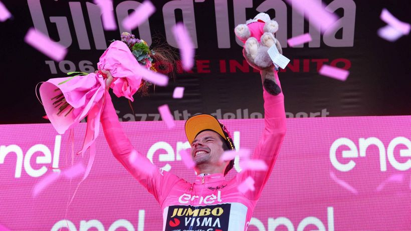 Giro d'Italia, la commozione di Primoz Roglic