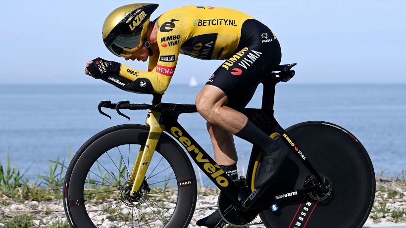 Giro d'Italia, Roglic: "Bene così, mancano 20 giorni"