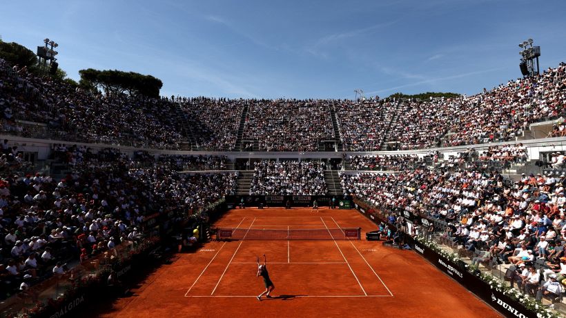 Tennis, al via gli Internazionali d'Italia: favoriti, dubbi e assenti