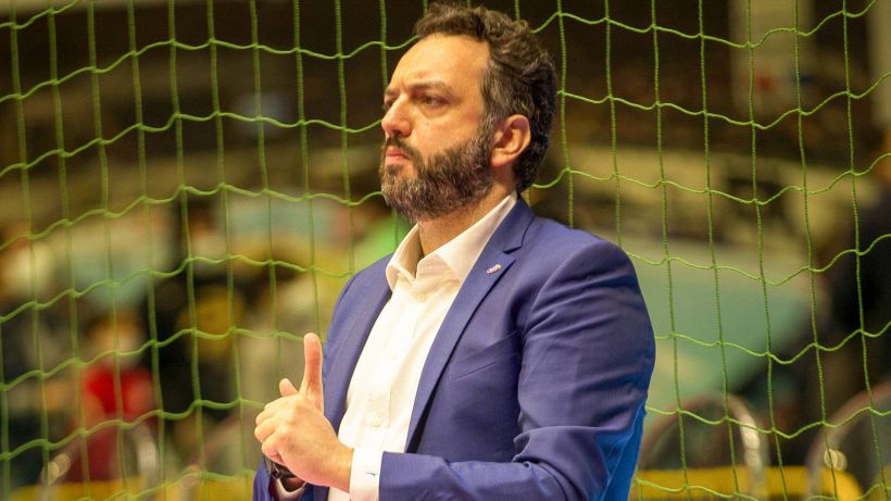 Volley, sorpresa a Novara: esonerato Lavarini