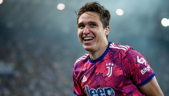 Cori anti-Juve a matrimonio Bastoni: l'agente di Chiesa chiarisce tutto