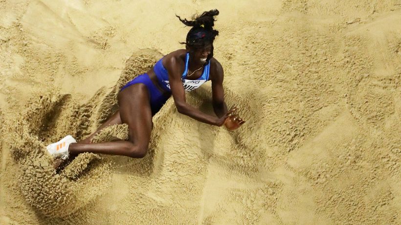 Atletica, Tori Bowie morta di parto: la verità dall'autopsia sulla campionessa olimpica