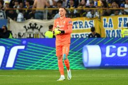 Playoff Serie B, Cagliari-Bari 1-1: Lapadula fa sognare Ranieri; Antenucci ha il ghiaccio nelle vene