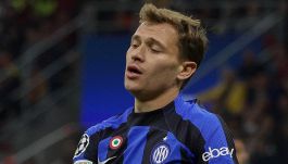 Il Newcastle irrompe su Barella: pronta maxiofferta all'Inter, i tifosi adesso tremano