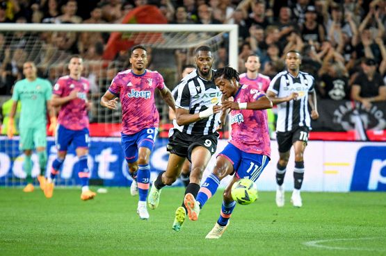 La Juve vince ma non basta, i tifosi hanno perso la pazienza: bisogna cambiare