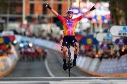 Ciclismo, Lotte Kopecky in gara con gli junior in vista del campionato nazionale