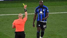 Inter-Barcellona, arbitra Marciniak: quante macchie in carriera ma non c'è l'uomo fidato al Var che fece disastri