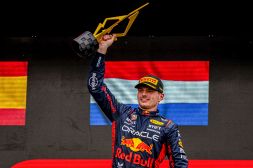 F1, Verstappen non accontentato: da Red Bull arriva un "no" assoluto al suo campione