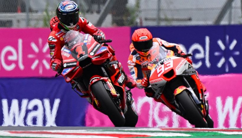 MotoGP: Bagnaia vince dopo la lite con Marquez, dice la sua anche Dovizioso