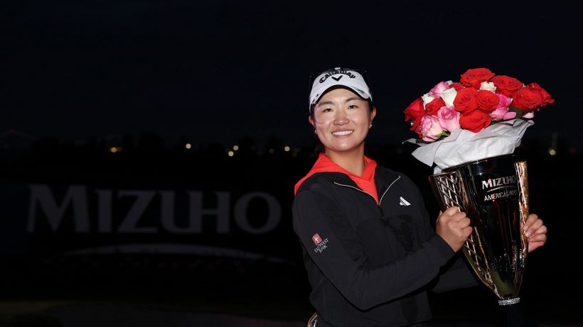 Golf, Rose Zhang vince subito all'esordio in LPGA