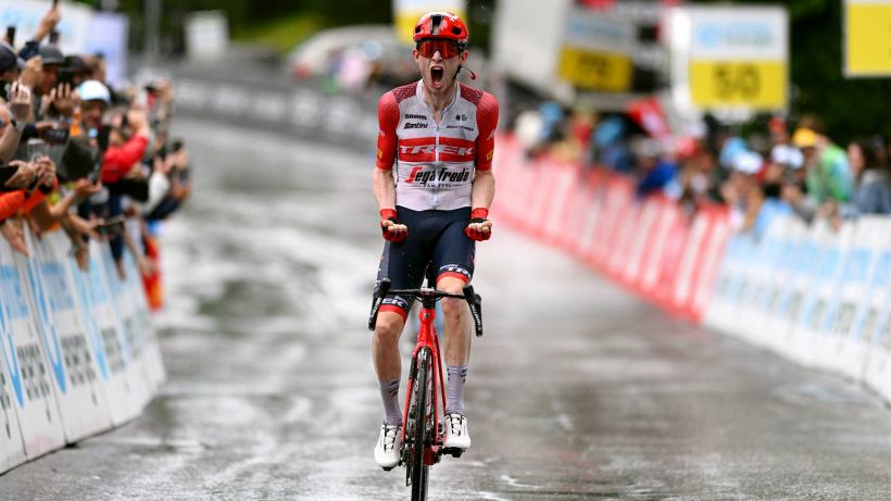 Giro di Svizzera, il danese Skjelmose vince la terza tappa