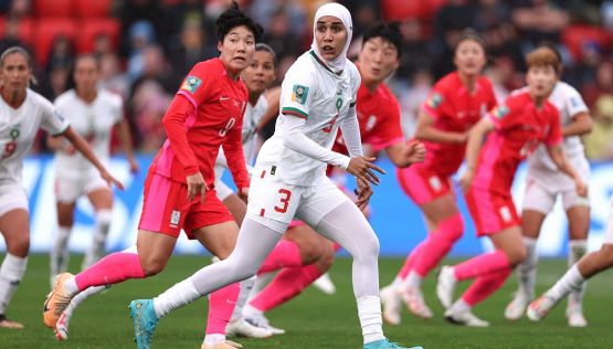 Mondiali femminili, Nouhaila Benzina in campo col velo e il Marocco vince. La gallery