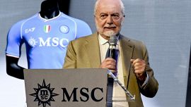 De Laurentiis nella bufera per parole su rigore Italia e tifosi iettatori