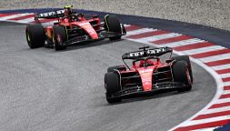 F1 Gp Ungheria, Ferrari spenta: Vasseur alza la voce, Leclerc sconsolato, Sainz ce l'ha con tutti. Hamilton punge Verstappen