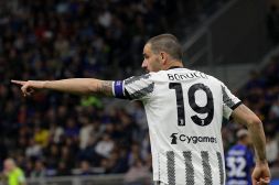 L'umiliazione di Bonucci e le reazioni del web: la risposta del mondo Juve