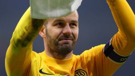 Inter, Handanovic torna in nerazzurro: la sorpresa dei tifosi 