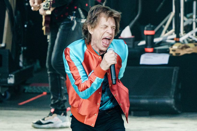 Mick Jagger, 80 anni oggi: quando celebrò il Mondiale ’82 sul palco di Torino con la 20 di Paolo Rossi
