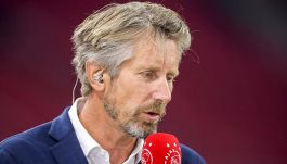 Van der Sar, condizioni preoccupanti dopo l'emorragia cerebrale: le ultimissime