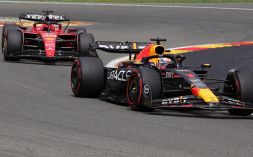 F1, Gp Qatar: Verstappen pole da campione del mondo. Delusione Ferrari: Leclerc 5°, Sainz fuori in Q2