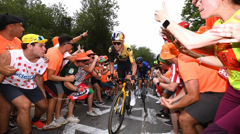 Ciclismo Giro d'Italia 2024: Wout Van Aert ha detto sì! La sfida con Ganna e la suggestione maglia rosa