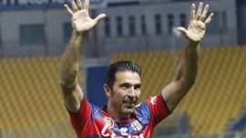 Il top 11 dei calciatori ritirati nel 2023: da Buffon a Ibra, quanti campioni hanno detto addio