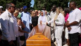 La camera ardente e i funerali di Idris Sanneh, il giornalista e tifoso juventino protagonista di "Quelli del calcio"