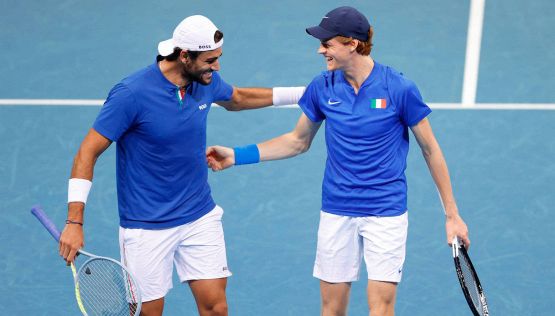 ATP Master 1000 Toronto Berrettini-Sinner: Jannik batte Matteo 2-0 (6-4, 6-3)