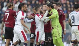 Reggina senza pace, patron contestato prima di andare in tv: è successo il finimondo