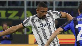 Juventus, Allegri perde Alex Sandro: infortunio più grave del previsto, costretto a lungo stop