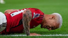 Antony escluso dalla nazionale brasiliana: l'ex compagna, la dj e influencer Gabriela Cavallin, lo accusa. 'Aggredita incinta'