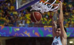 Basket: Argentina, lite furiosa in campo, nonno di un giocatore muore di infarto
